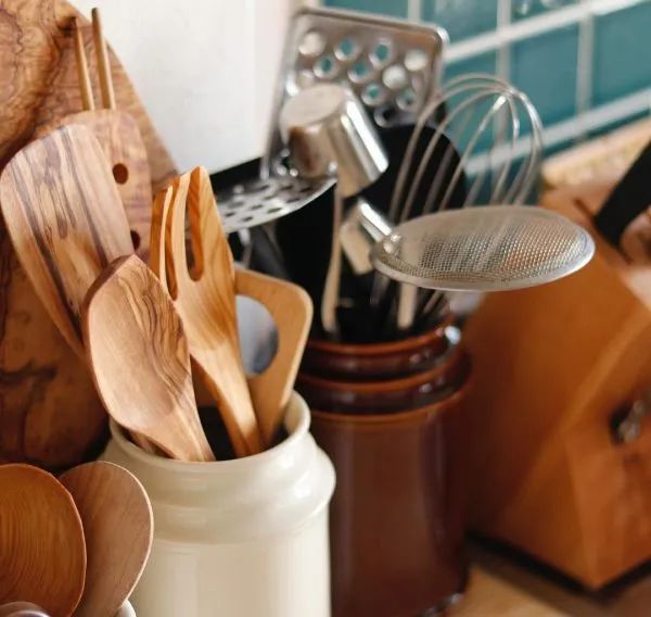 乱糟糟的厨房非常不方便！该从哪方面开始着手收纳呢？