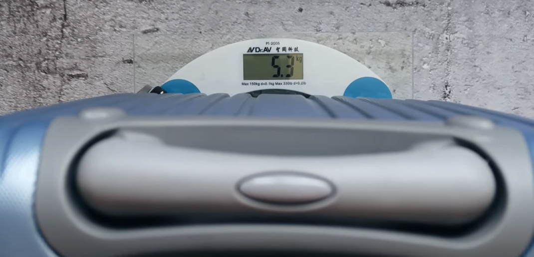 极简博主的“超强打包术”，假期出游5天的行李仅重5.3kg？