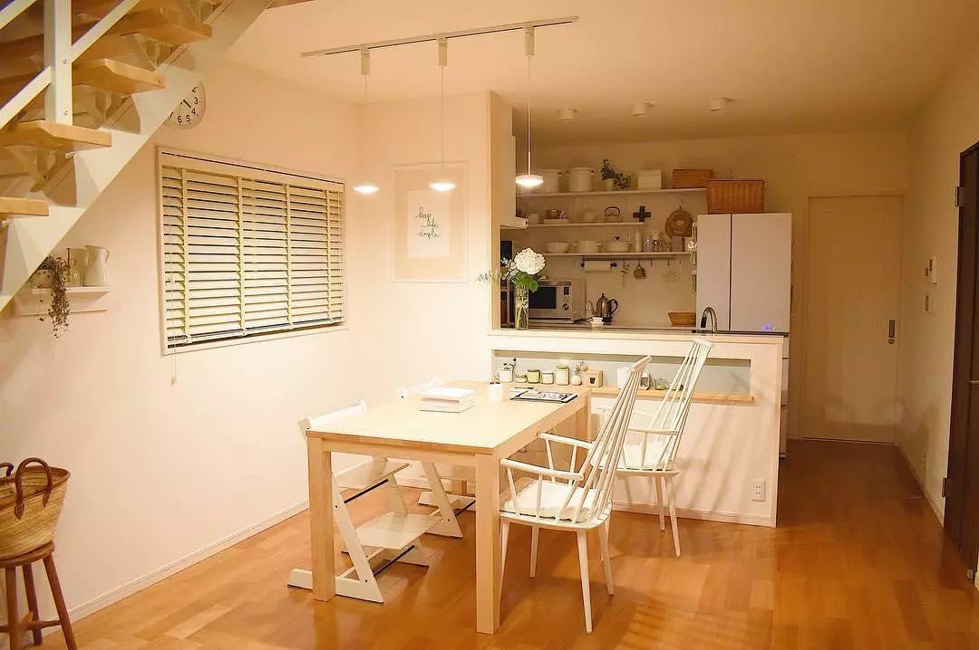 日本主妇带孩子们一起收纳!70㎡小屋秒变大别墅空间! 日本主妇带孩子们一起收纳!70㎡小屋秒变大别墅空间!